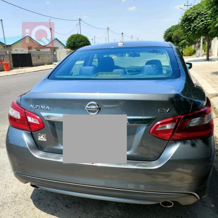 Nissan Altima